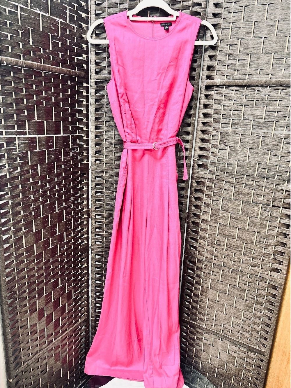Ann Taylor Women's Sleeveless Pink Jumpsuit with Belt Size 4